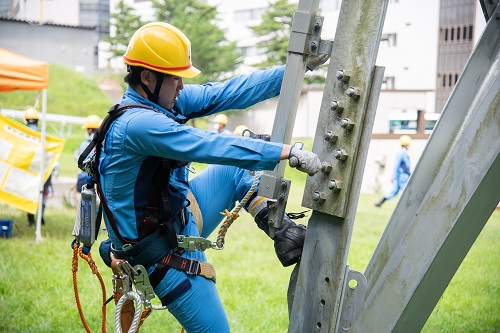 30mの空の上では