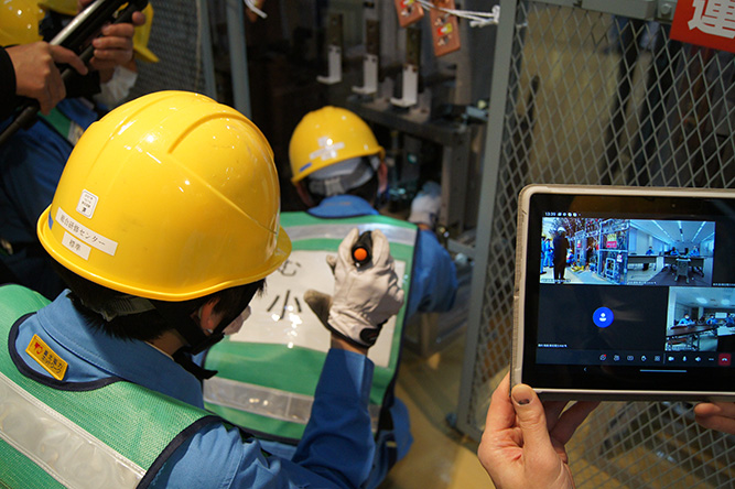 抜群のチームワークで作業完了へ！ イメージ2