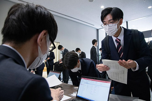 当日の新入社員の皆さんの様子です イメージ2