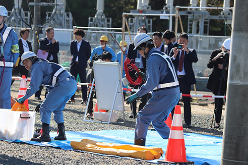 一連の作業を行い、連絡方法や統一仕様の機材や工法を確認・検証 イメージ10