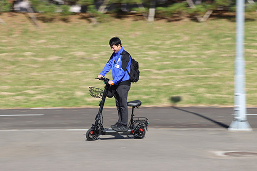 東北電力NW　配電部門の機材展示も行われました イメージ7