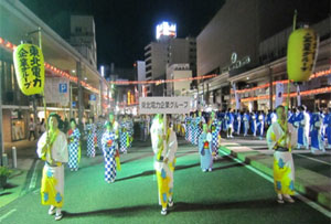 郡山の夏の風物詩「うねめまつり」